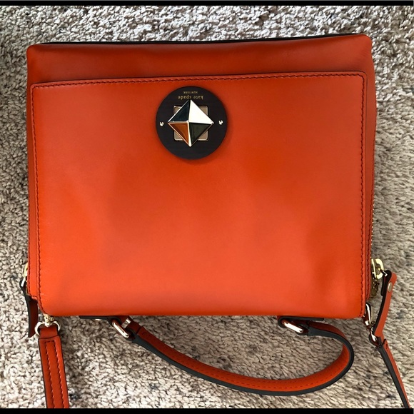 Kate Spade purse - Picture 1 of 12